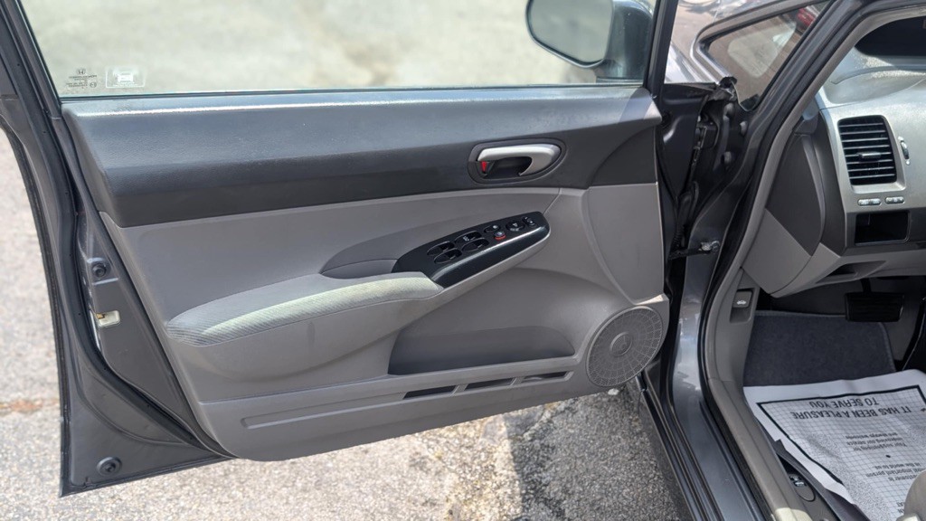 2011 Honda Civic Image 15