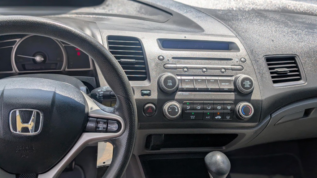 2011 Honda Civic Image 22