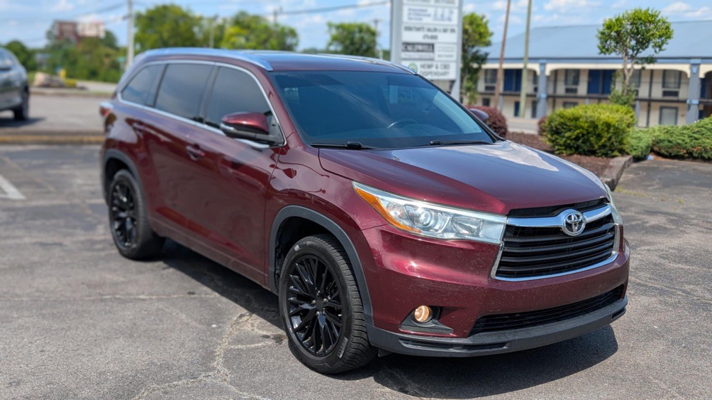2016 Toyota Highlander Image 2