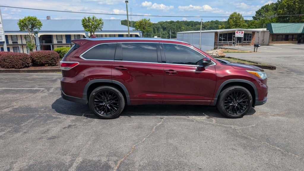 2016 Toyota Highlander Image 7