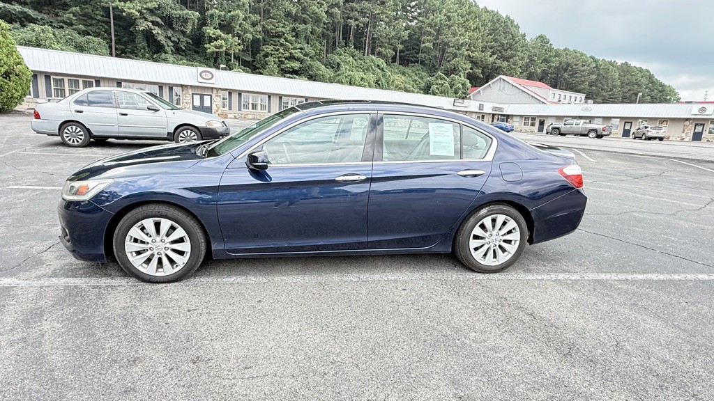 2015 Honda Accord Image 2