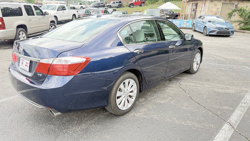 2015 Honda Accord Image 7