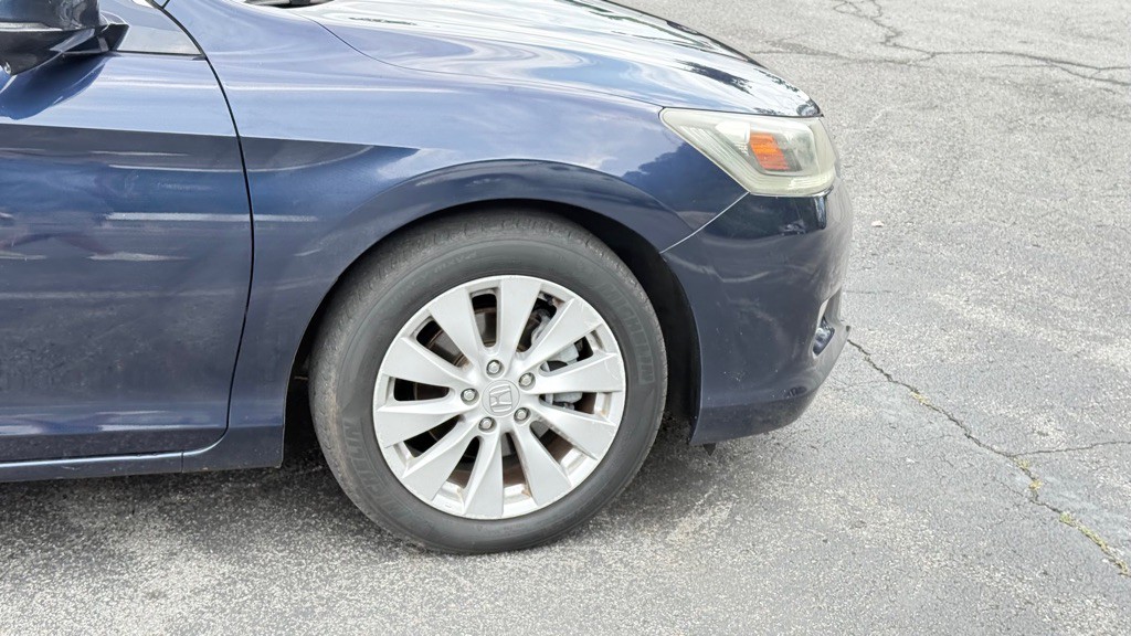 2015 Honda Accord Image 13