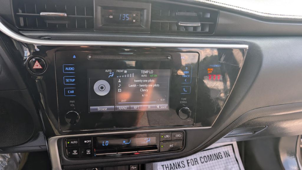 2018 Toyota Corolla Image 9