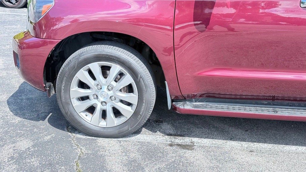 2008 Toyota Sequoia Image 10