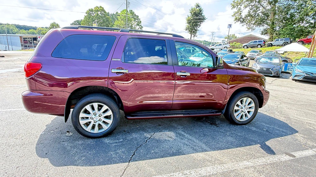 2008 Toyota Sequoia Image 15