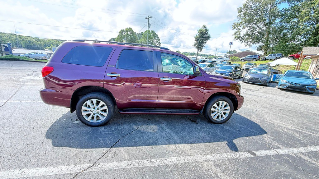 2008 Toyota Sequoia Image 27