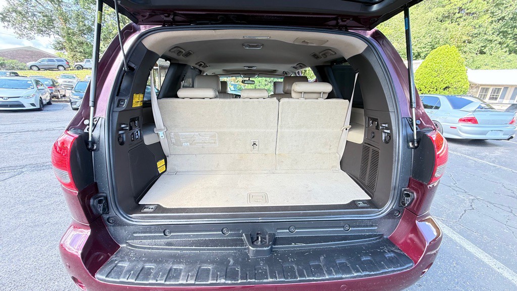 2008 Toyota Sequoia Image 34