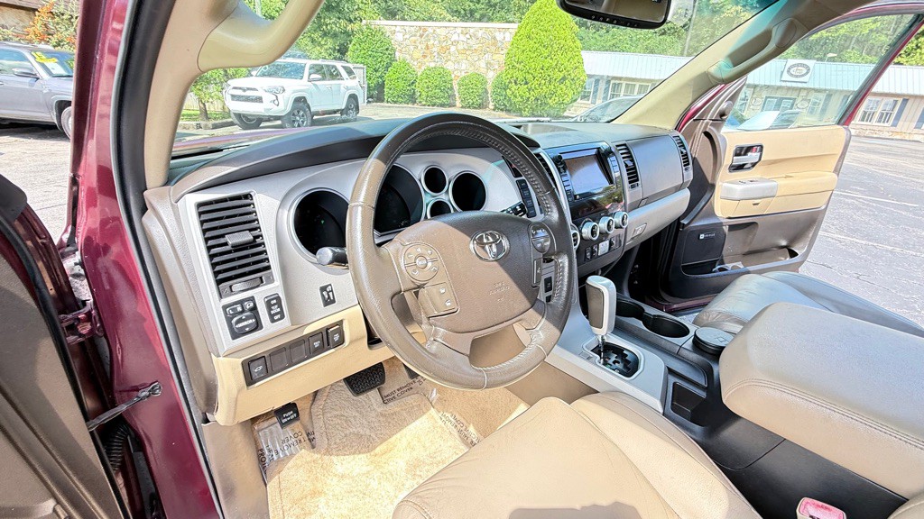2008 Toyota Sequoia Image 43