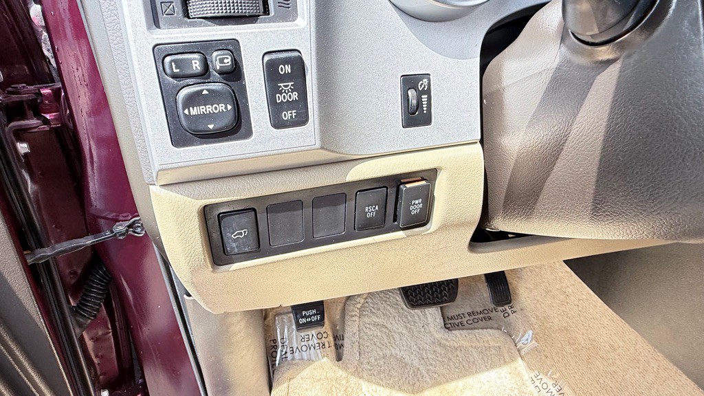 2008 Toyota Sequoia Image 45