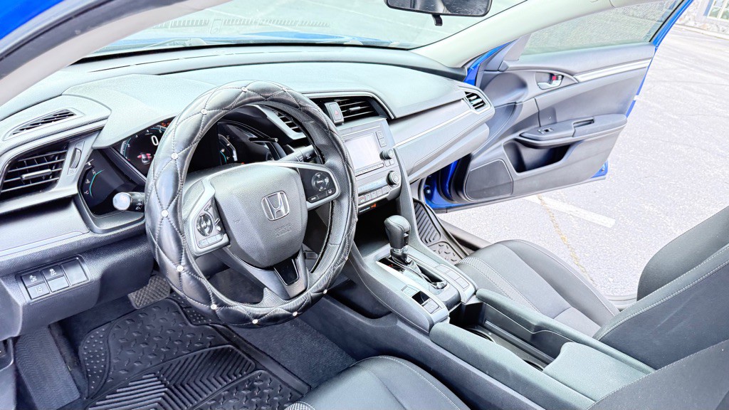 2020 Honda Civic Image 25