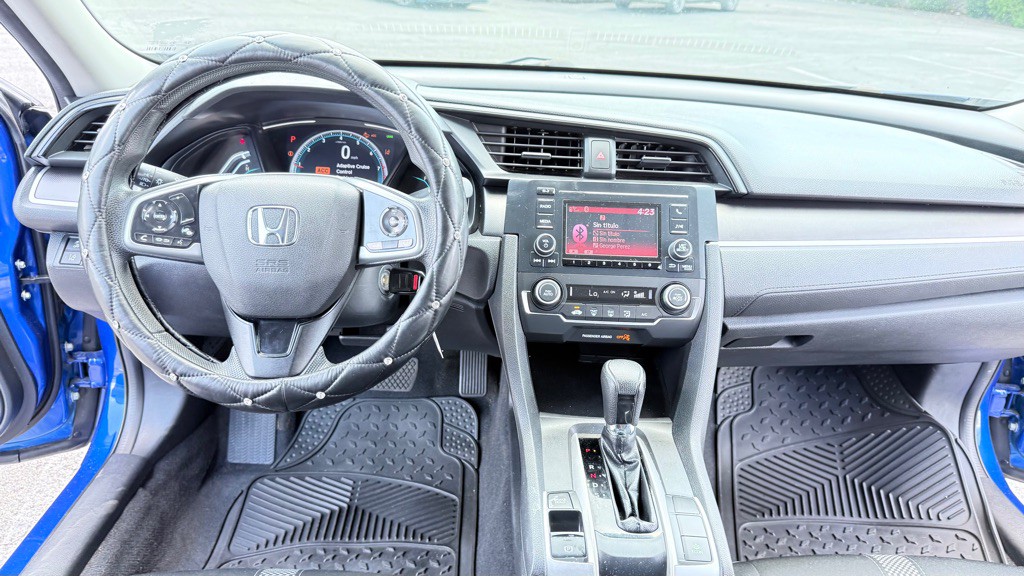 2020 Honda Civic Image 30