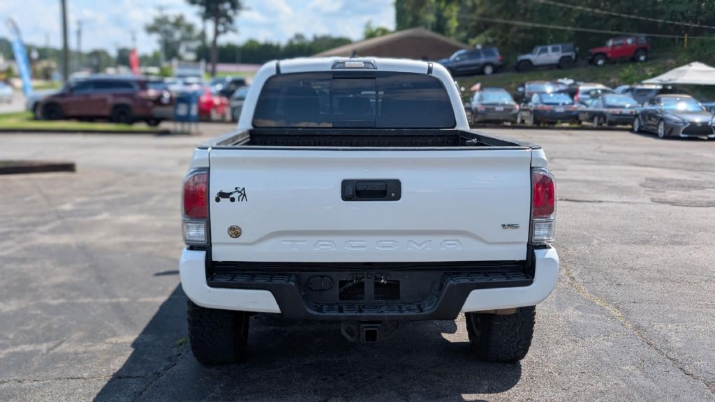 2021 Toyota Tacoma Image 6