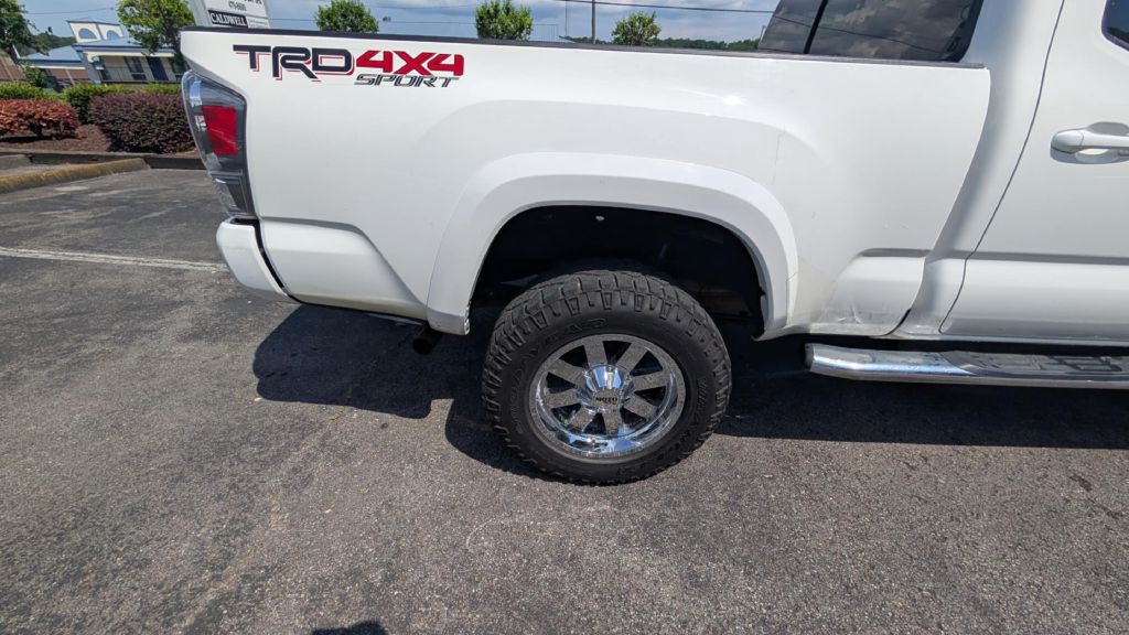 2021 Toyota Tacoma Image 7
