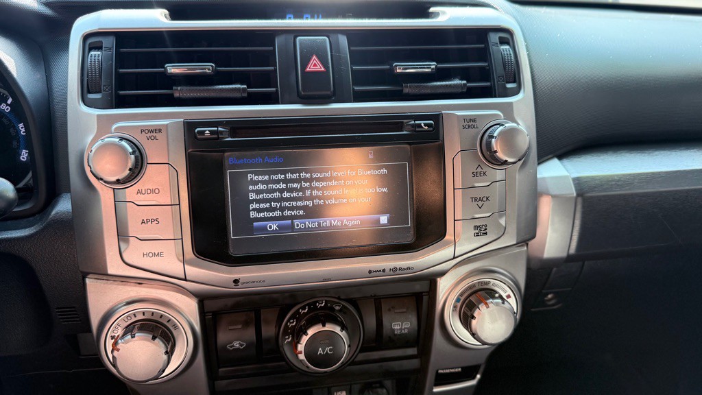 2016 Toyota 4Runner Image 33