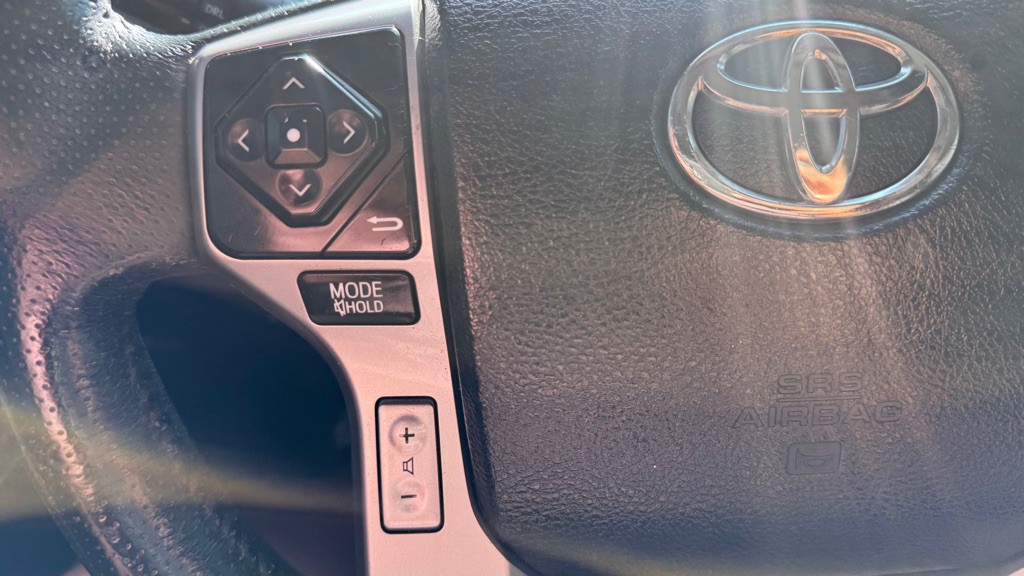 2016 Toyota 4Runner Image 37