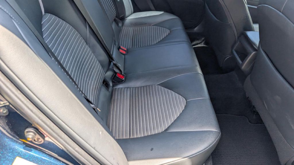 2019 Toyota Camry Image 13