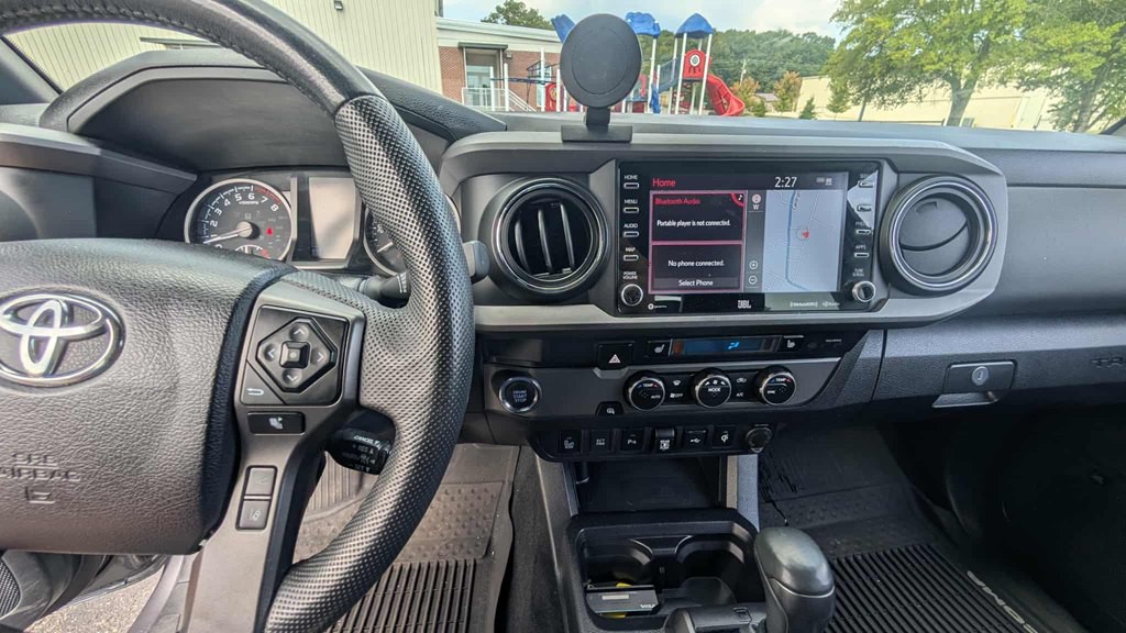 2021 Toyota Tacoma Image 9