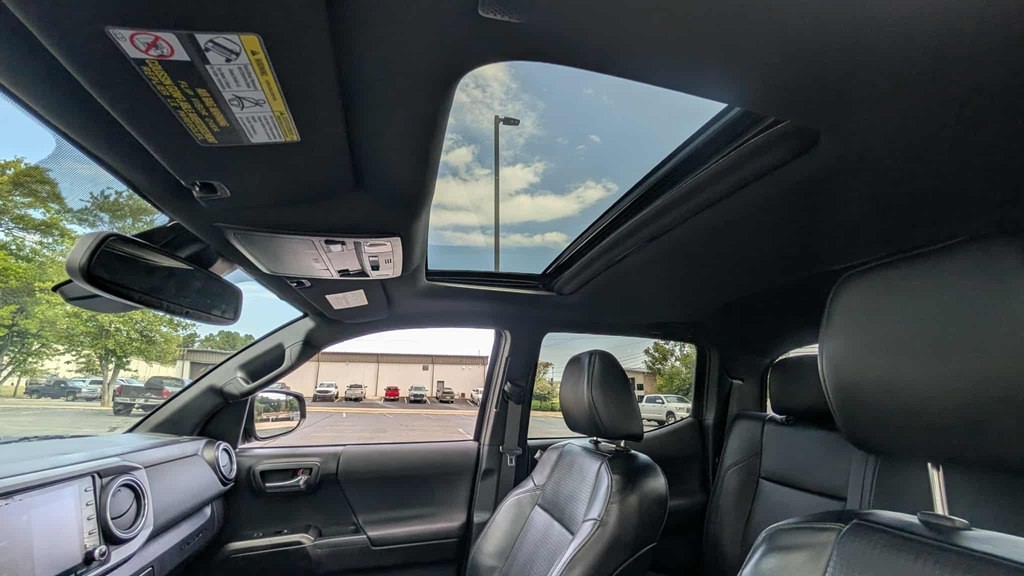 2021 Toyota Tacoma Image 13