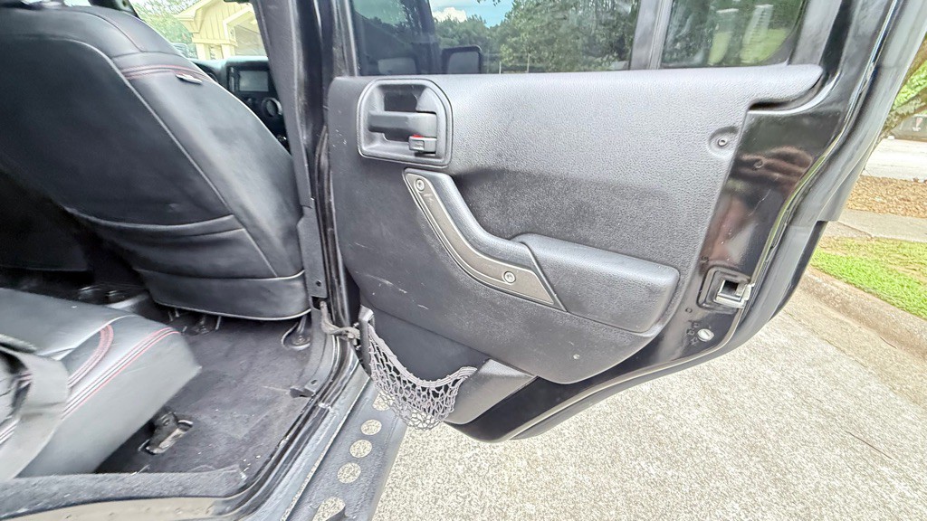 2014 Jeep Wrangler Unlimited Image 17