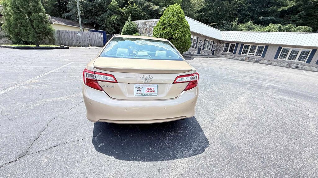 2012 Toyota Camry Image 27