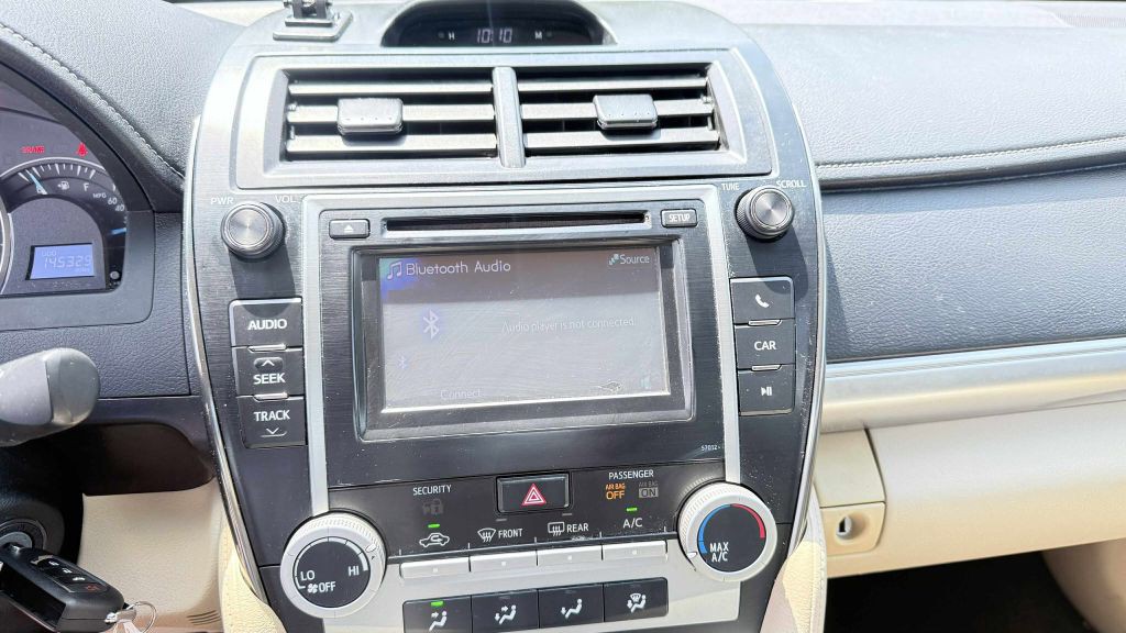 2012 Toyota Camry Image 29
