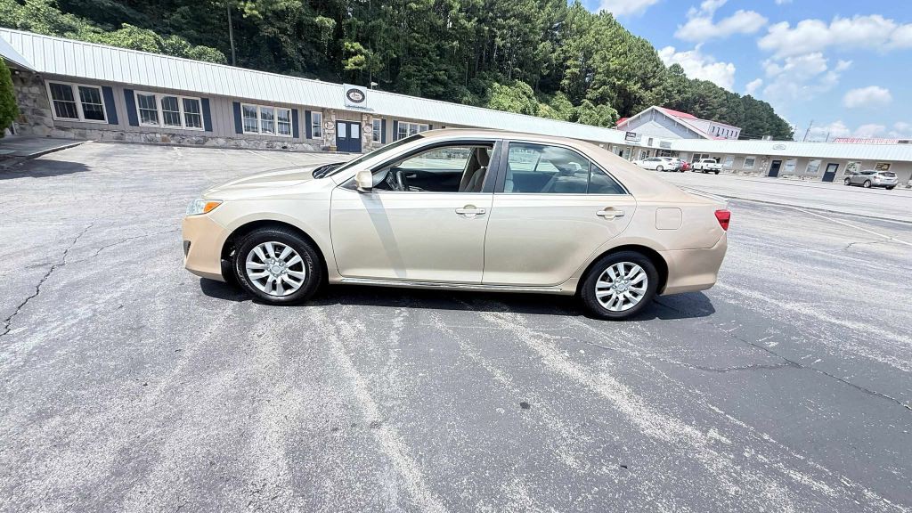 2012 Toyota Camry Image 31