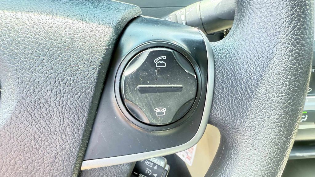 2012 Toyota Camry Image 39