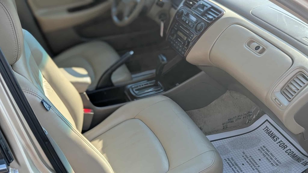 2001 Honda Accord Image 8