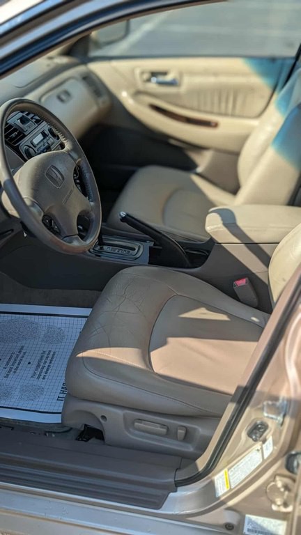 2001 Honda Accord Image 10