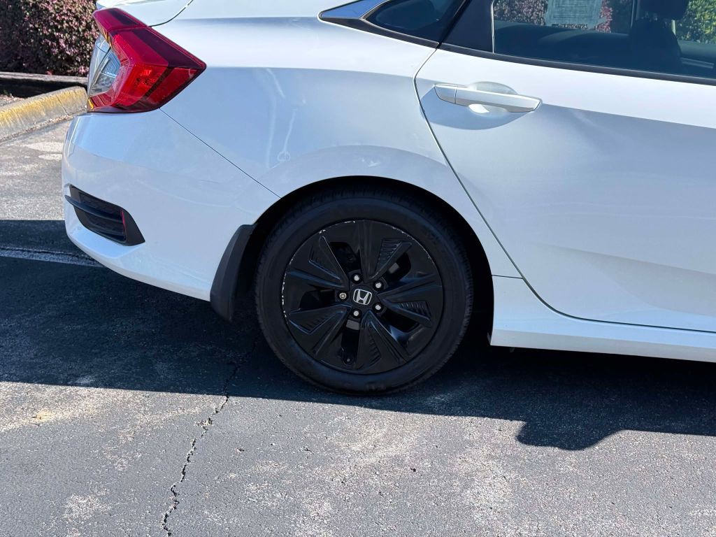 2016 Honda Civic Image 9