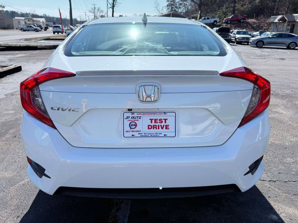 2016 Honda Civic Image 10