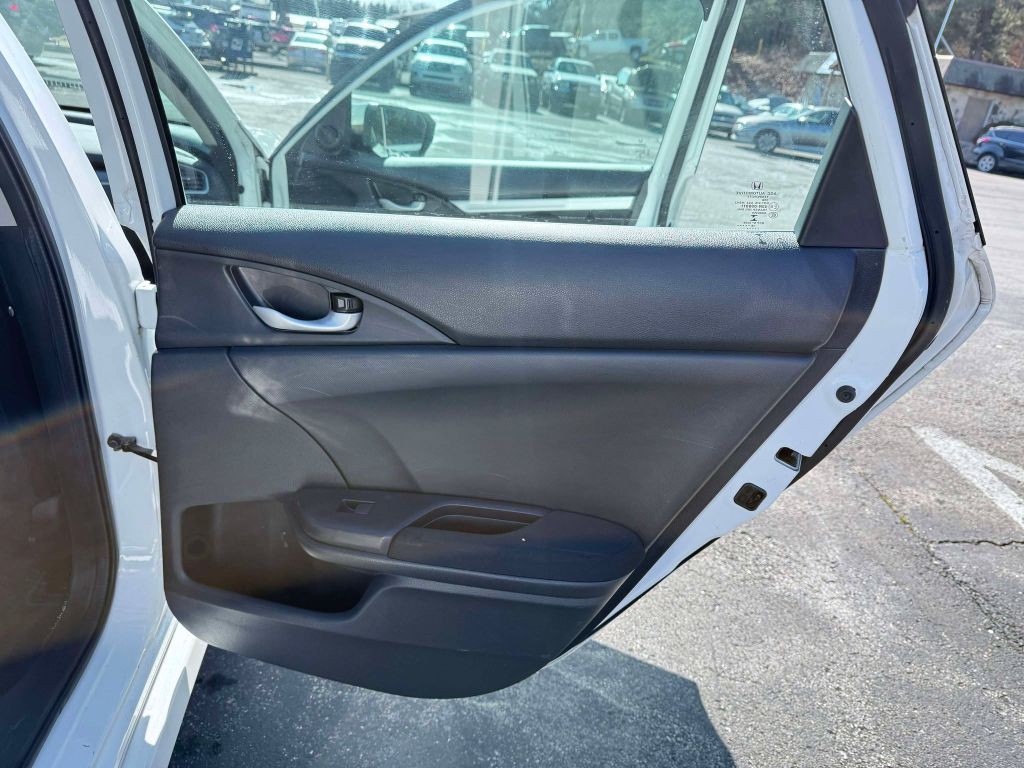 2016 Honda Civic Image 28