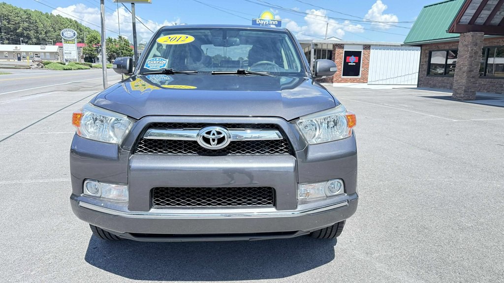 2012 Toyota 4Runner Image 2