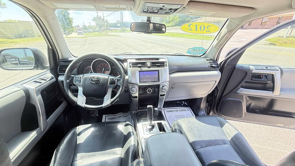 2012 Toyota 4Runner Image 12