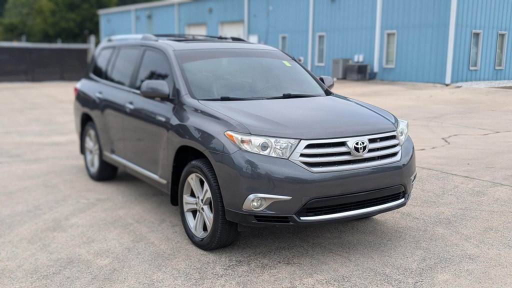 2012 Toyota Highlander Image 2