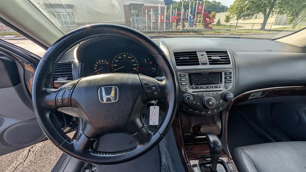 2007 Honda Accord Image 11