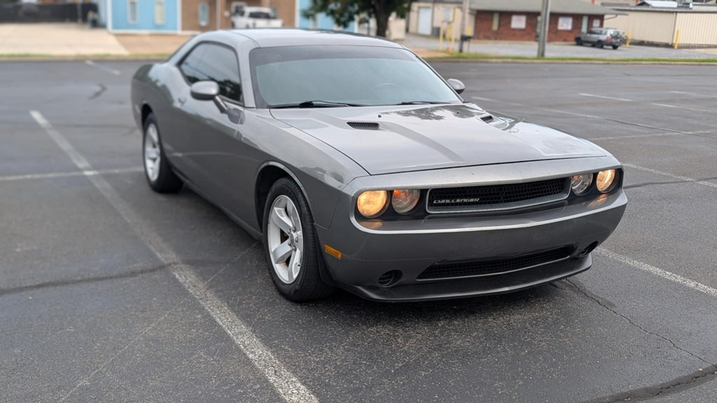 2012 Dodge Challenger Image 3