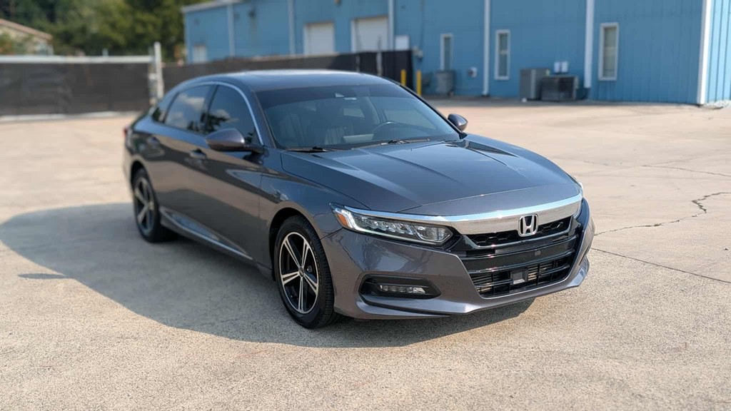 2020 Honda Accord Image 1