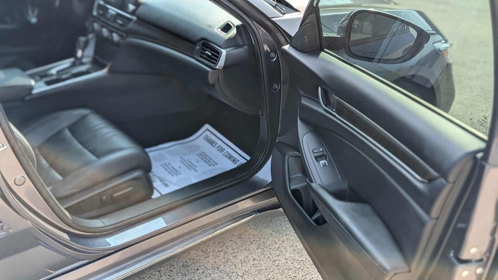 2020 Honda Accord Image 10