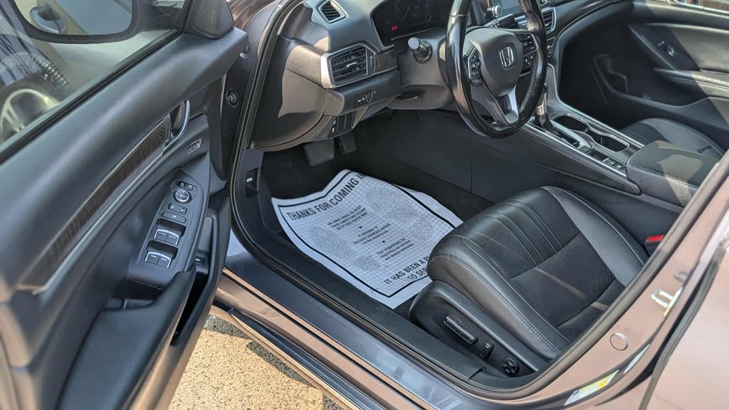 2020 Honda Accord Image 13