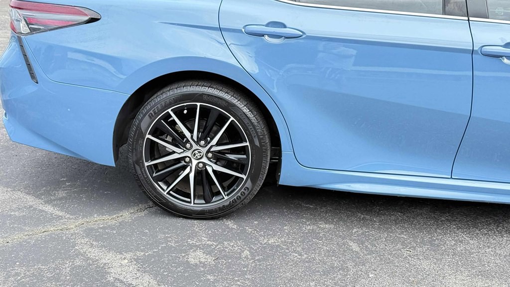 2023 Toyota Camry Image 12