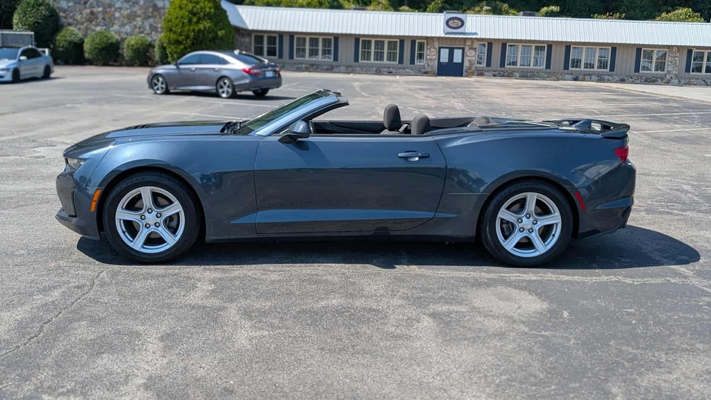 2019 Chevrolet Camaro Image 6