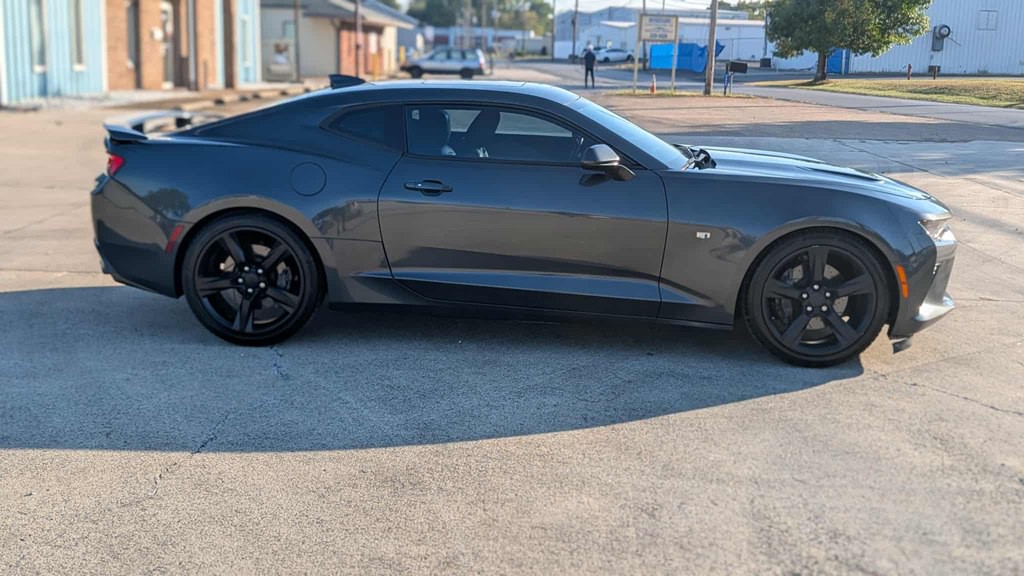 2016 Chevrolet Camaro Image 5