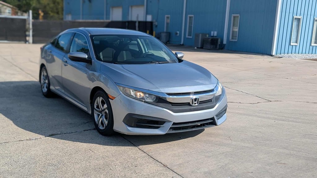 2017 Honda Civic Image 1