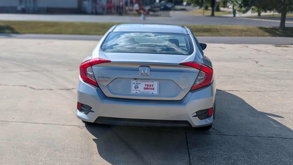 2017 Honda Civic Image 6