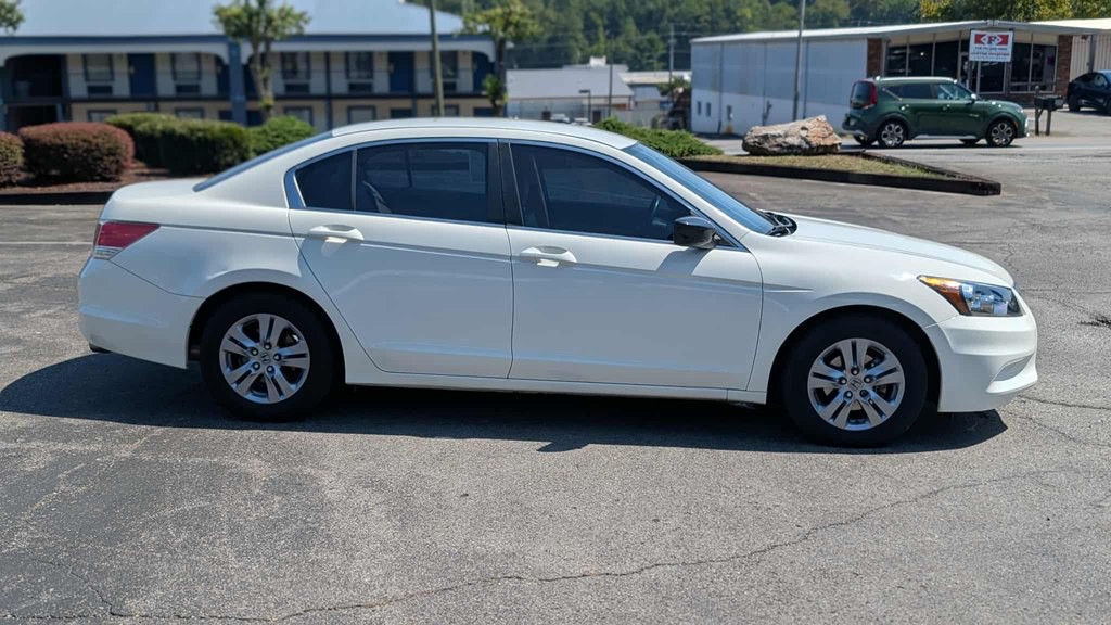 2012 Honda Accord Image 4
