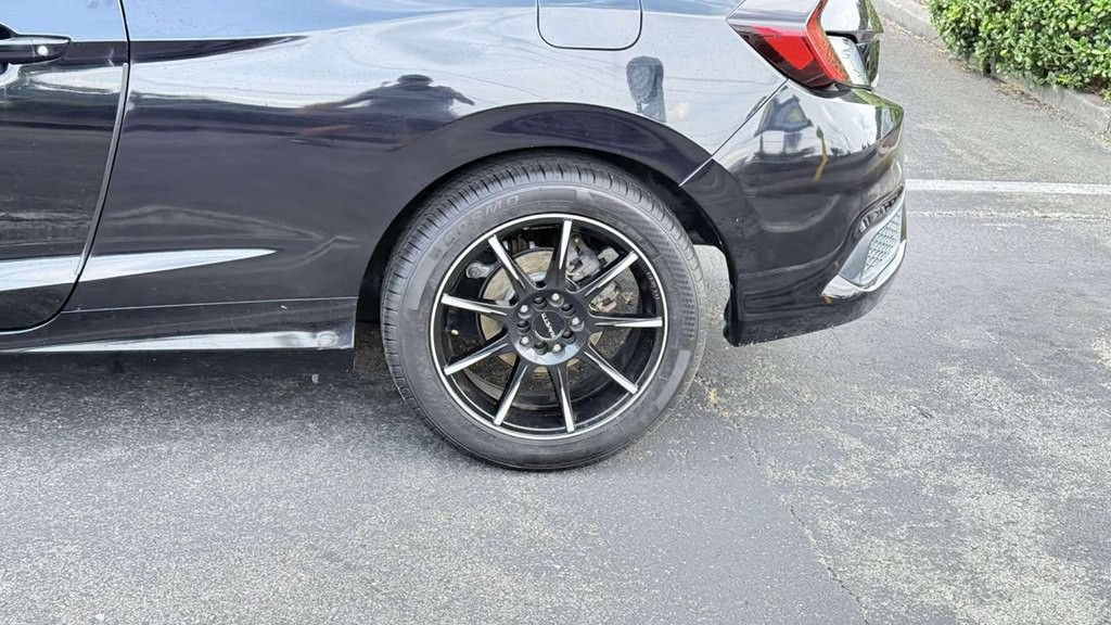 2018 Honda Civic Image 9