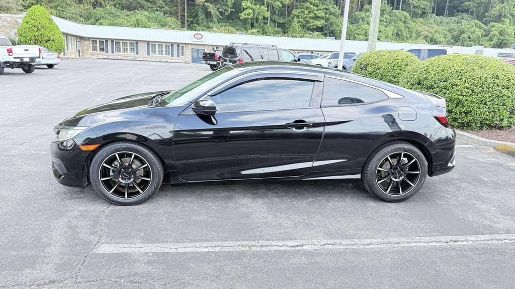 2018 Honda Civic Image 17