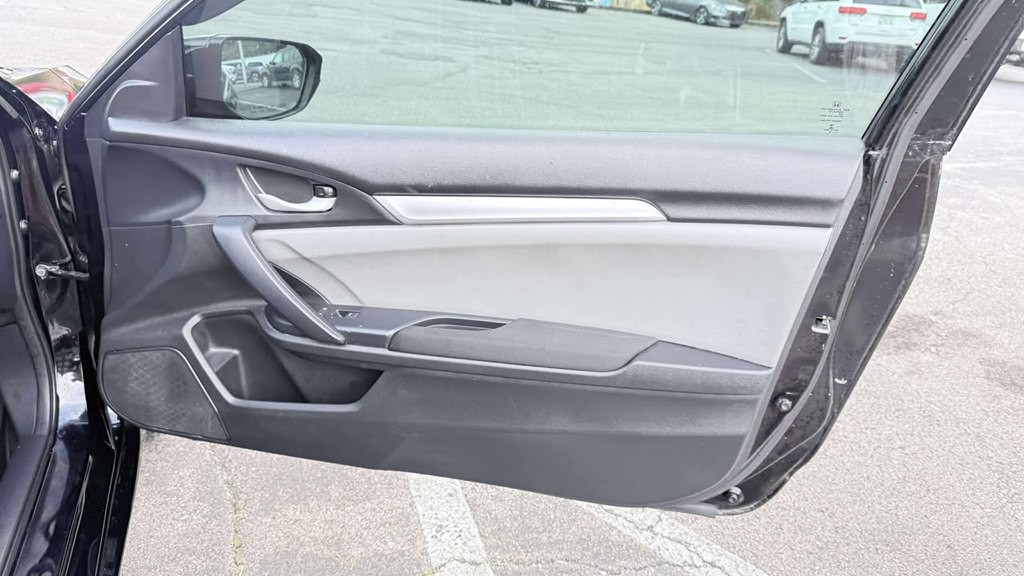 2018 Honda Civic Image 18